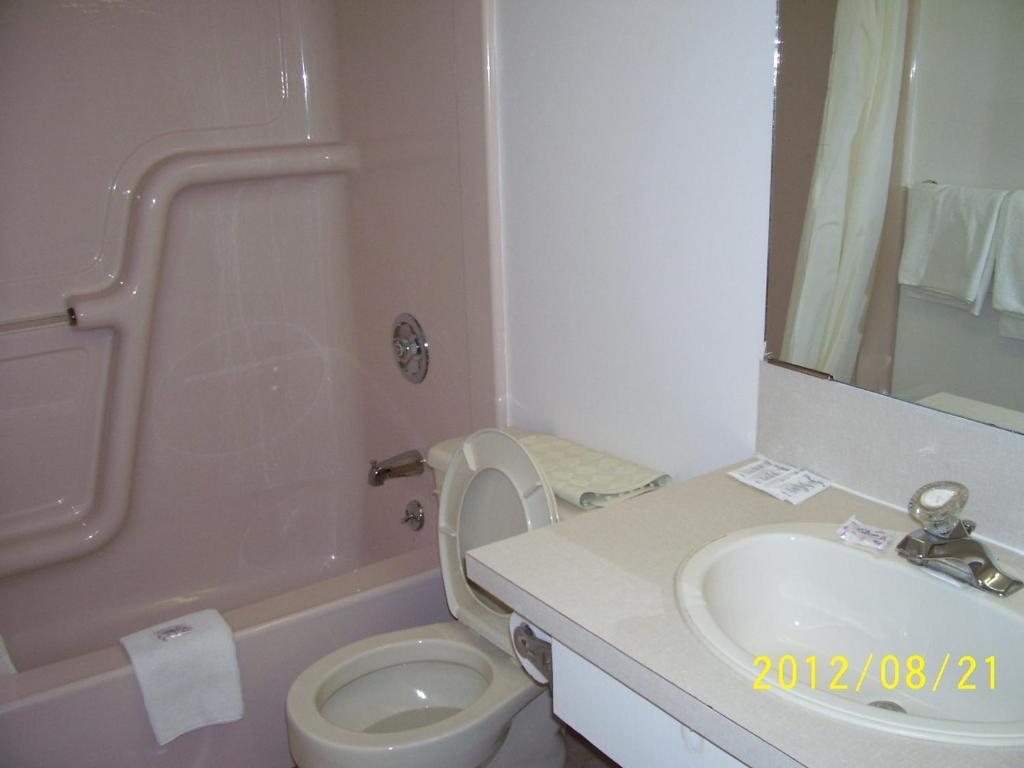 Crystal Inn Niagara Falls Bilik gambar